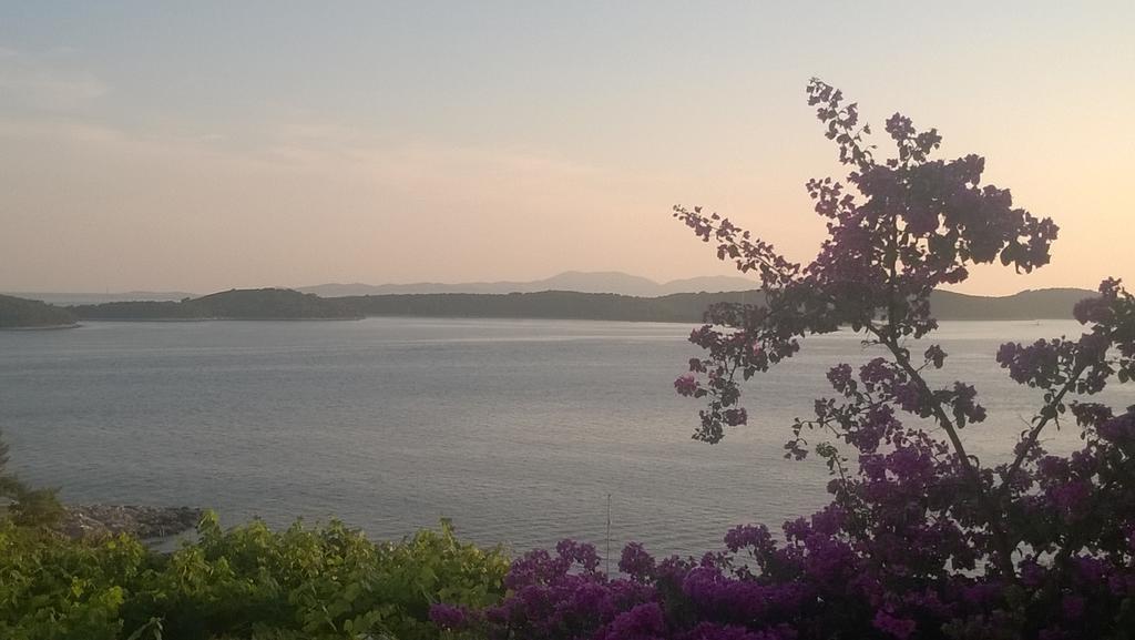 J&B Holiday House Hvar Хвар Экстерьер фото