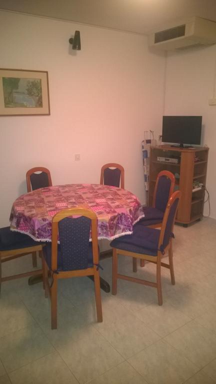 J&B Holiday House Hvar Хвар Экстерьер фото