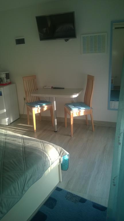 J&B Holiday House Hvar Хвар Экстерьер фото