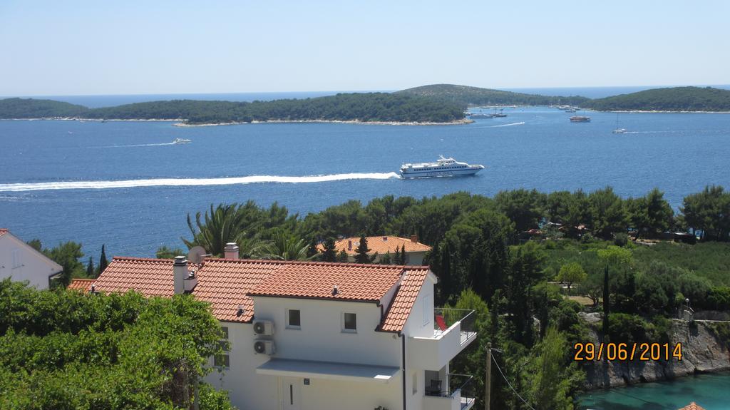 J&B Holiday House Hvar Хвар Экстерьер фото