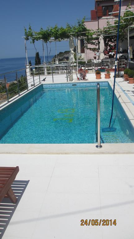 J&B Holiday House Hvar Хвар Экстерьер фото