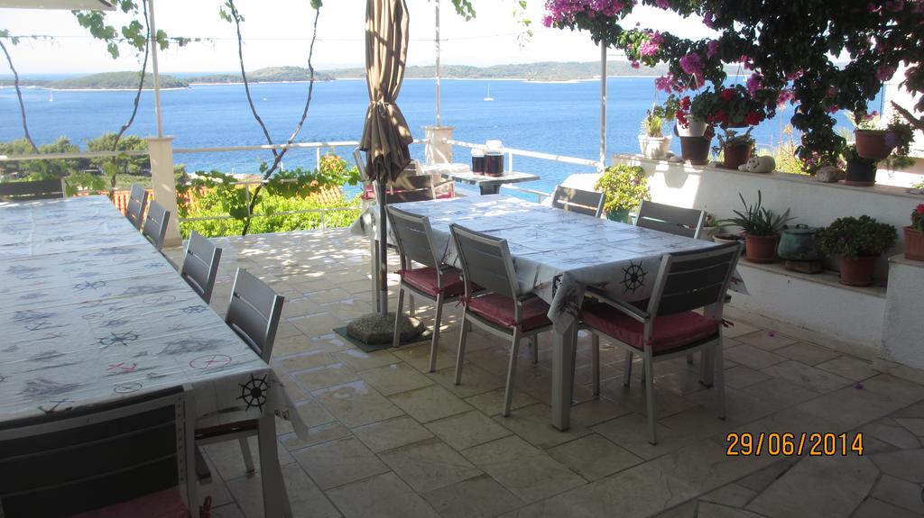 J&B Holiday House Hvar Хвар Экстерьер фото
