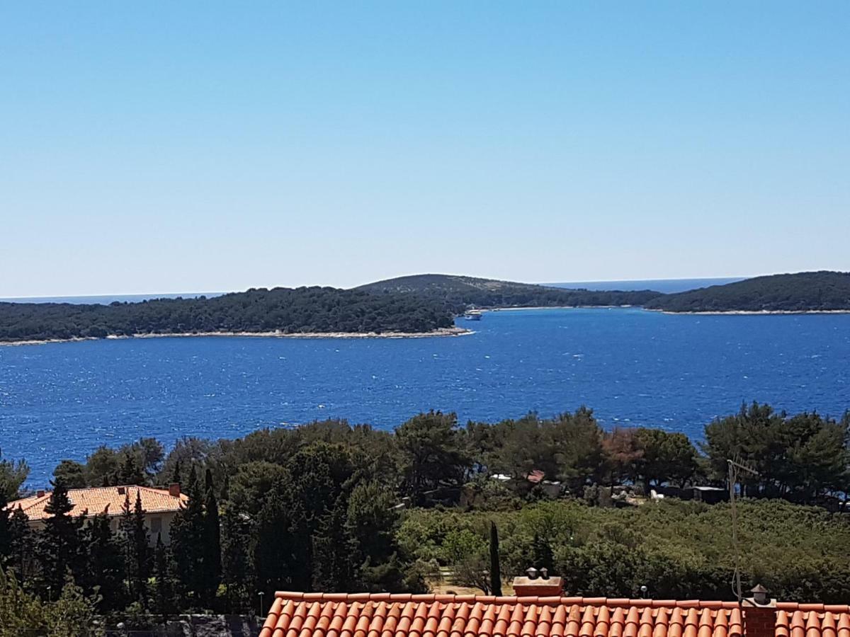 J&B Holiday House Hvar Хвар Экстерьер фото